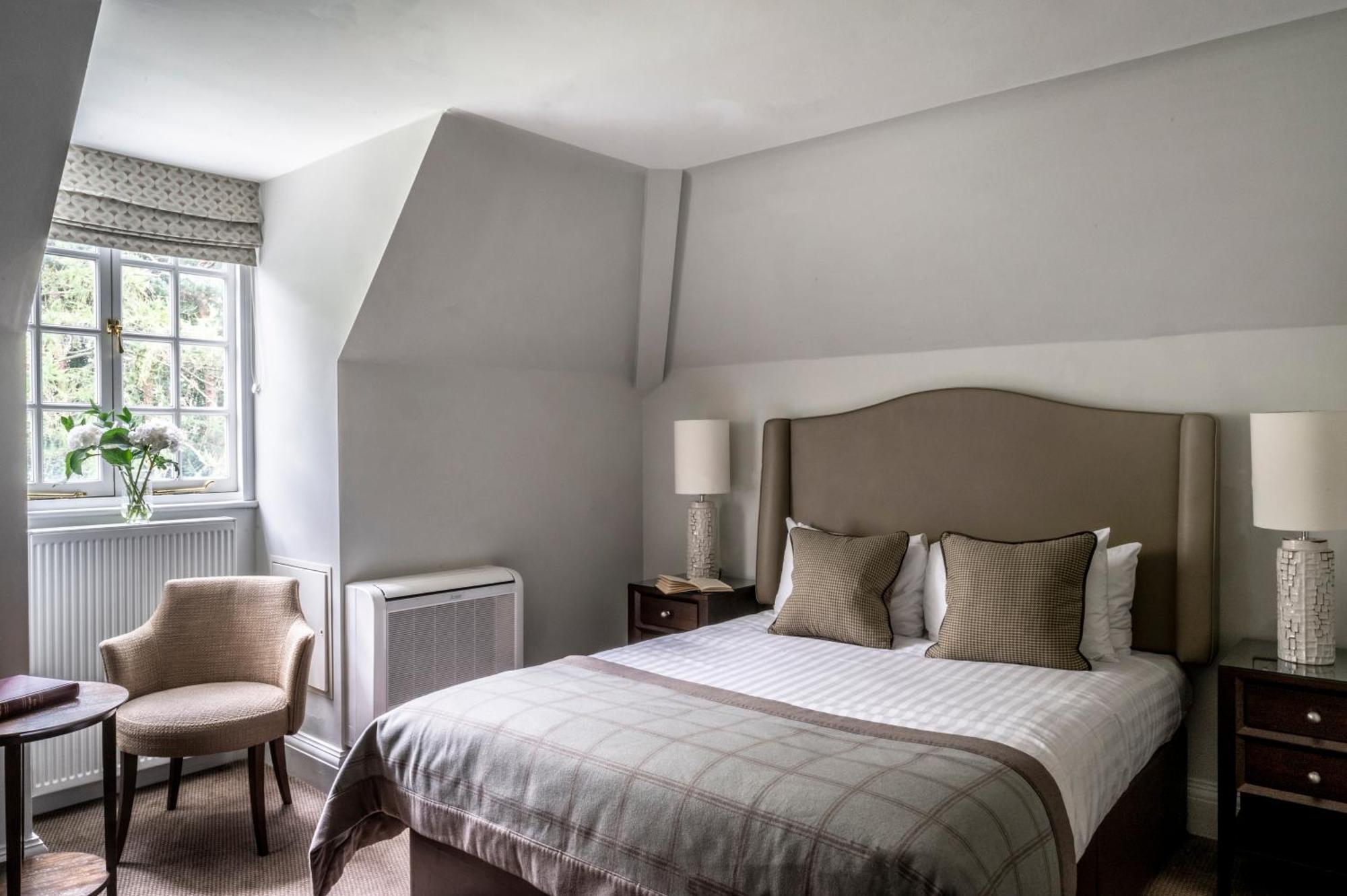 Crathorne Hall Yarm Room photo